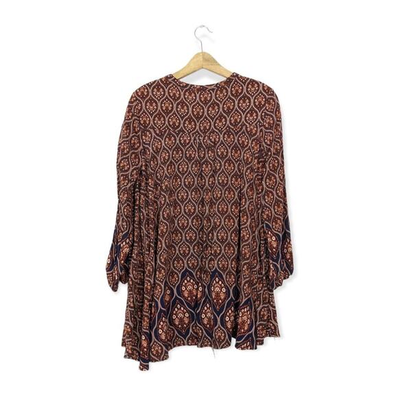 Jodifl Rust Navy Keyhole Front Peasant Long Sleeve Tunic - Picture 2 of 7